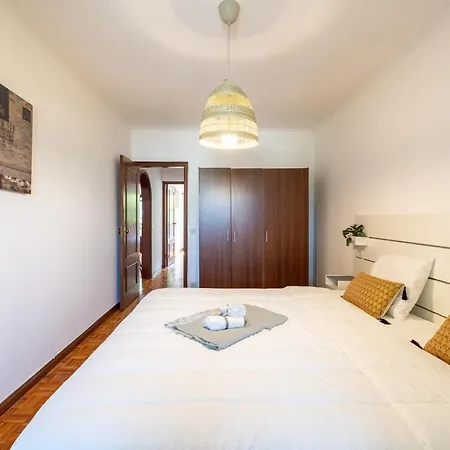 아파트 Boavista Premium With Ac, Terrace- Parking ,supermarket And Metro T3 *