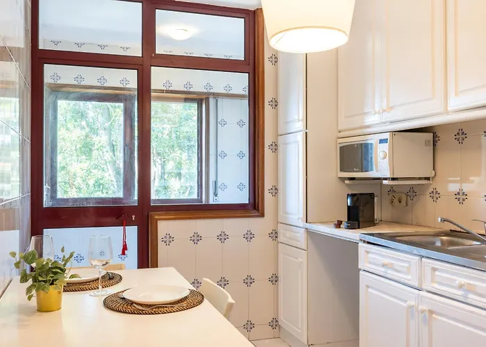 Boavista Premium With Ac, Terrace- Parking ,supermarket And Metro T3 Apartament Porto