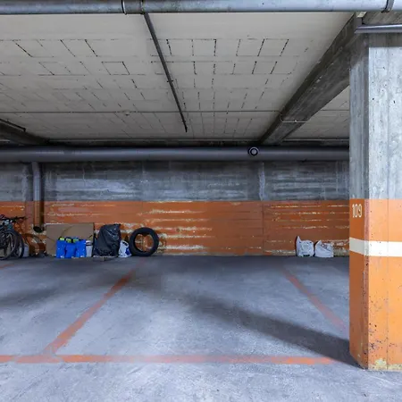 Boavista Premium With Ac, Terrace- Parking ,supermarket And Metro T3