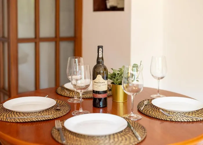 Boavista Premium With Ac, Terrace- Parking ,supermarket And Metro T3 ポルト