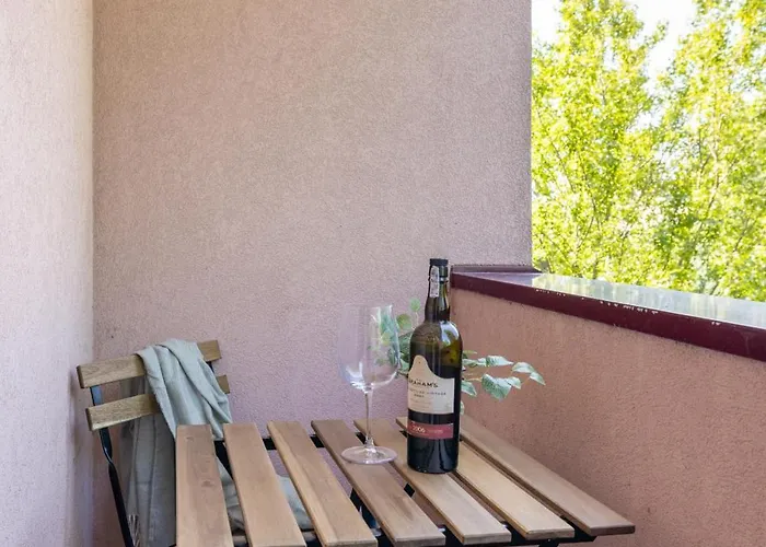 Boavista Premium With Ac, Terrace- Parking ,supermarket And Metro T3 ポルト